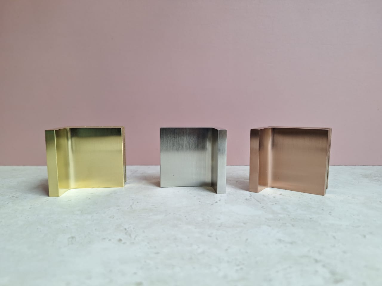 Wall to Glass Brackets